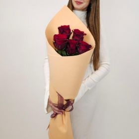 7 гигантских красных роз 160 см