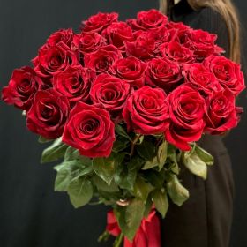 13 гигантских красных роз 160 см